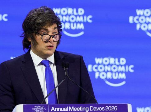 Em Davos, Milei defende livre mercado e evoca Trump: “Make Argentina Great Again”