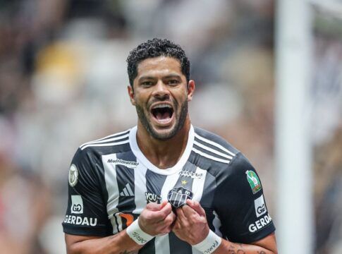 Atlético-MG e Fluminense avançam em acordo para transferência de Hulk