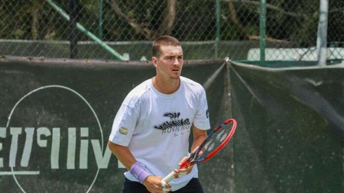 João Fonseca diz estar bem fisicamente e responde elogios de Federer