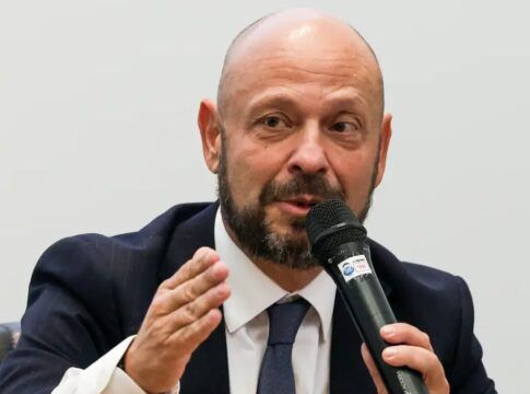 INSS prorroga prazo para aposentados pedirem devolução de descontos indevidos