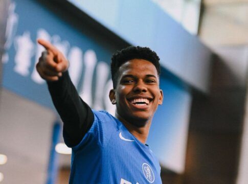 Estêvão foca em ganhar velocidade para se adaptar ao Chelsea e Premier League