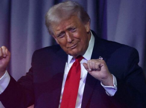 Trump anuncia que Venezuela fornecerá até 50 milhões de barris aos EUA