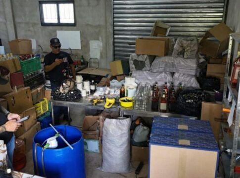 Duas pessoas são presas em SP em operação que combate falsificação de bebidas