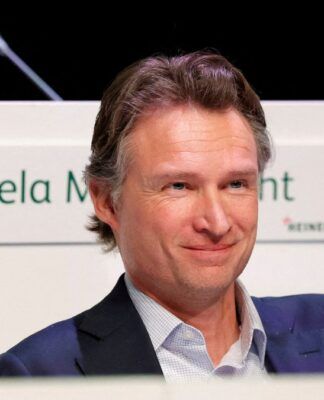 CEO da Heineken renuncia em meio a vendas fracas e investidores insatisfeitos