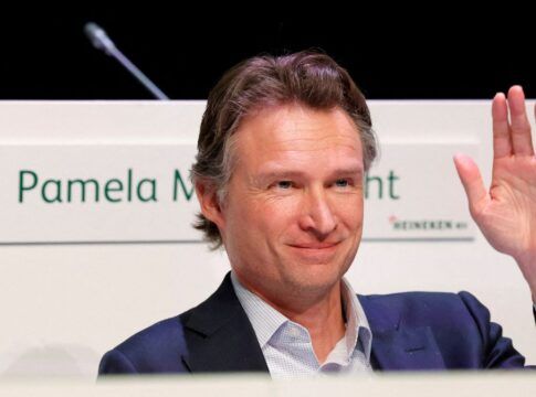 CEO da Heineken renuncia em meio a vendas fracas e investidores insatisfeitos