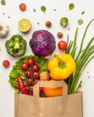 Nutricionista dá dicas de como manter uma alimentação saudável em 2026