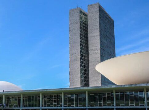 Marco de concessões e PPPs aguarda despacho de Alcolumbre no Senado