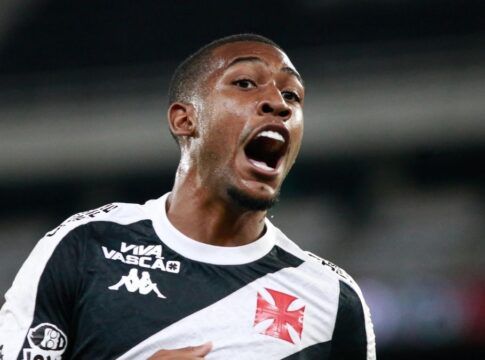 Bournemouth faz proposta de 35 milhões de euros por Rayan, revelação do Vasco