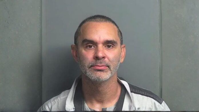 Pizzonia, ex-F-1, se manifesta sobre prisão nos EUA: “Meu filho foi coagido”