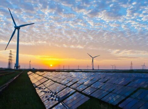 Setor renovável aguarda regras para compensação de cortes após 2025
