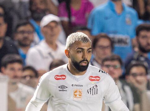 Gabigol, Mayke e Frías são poupados no Santos para estreia no Brasileirão