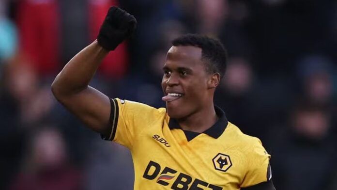 Com Palmeiras interessado, Fluminense planeja exercer preferência por Arias