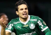 Raphael Veiga com a camisa do Palmeiras