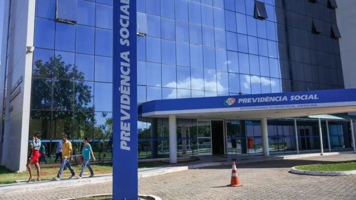 Governo prorroga até março prazo para pedido de ressarcimento do INSS