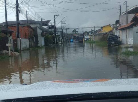 Imagem dos alagamentos nas ruas de Ubatuba-SP no dia 4/1/2026