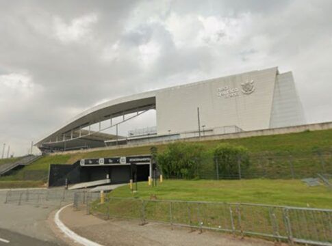 Torcedor morre atropelado em frente à Neo Química Arena; polícia investiga