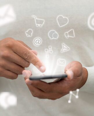 Populismo, ressentimento e redes sociais: como as paixões negativas moldam a política atual