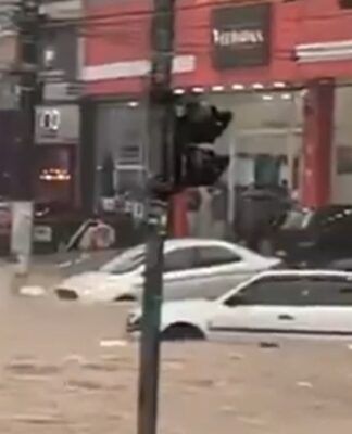 Enchente no Capão Redondo, zona sul de São Paulo