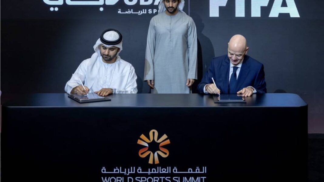 Presidente da FIFA Gianni Infantino assina acordo por novo prêmio que substitui o The Best