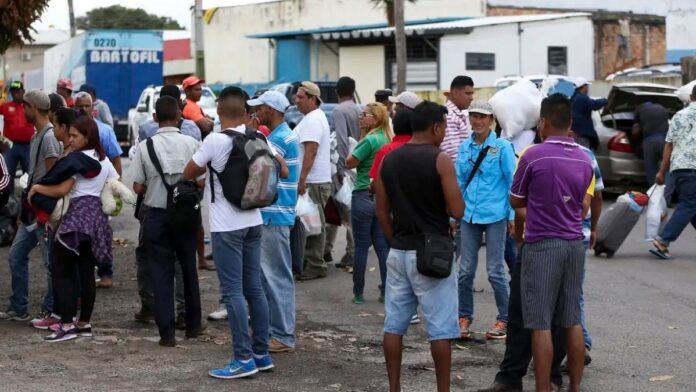 Entrada de venezuelanos no Brasil reduz pela metade em janeiro