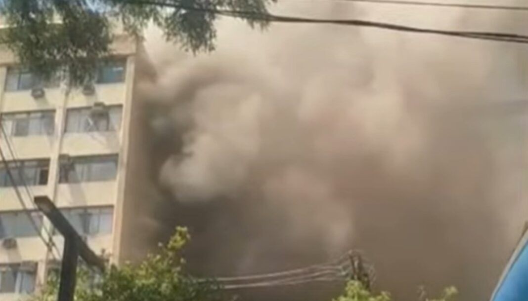 Fumaça no prédio do Icesp, em São Paulo