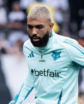 Santos fecha empréstimo de Gabigol com Cruzeiro até dezembro de 2026