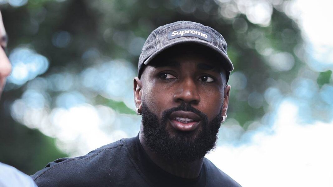 Meia Gerson chega para assinar com o Cruzeiro