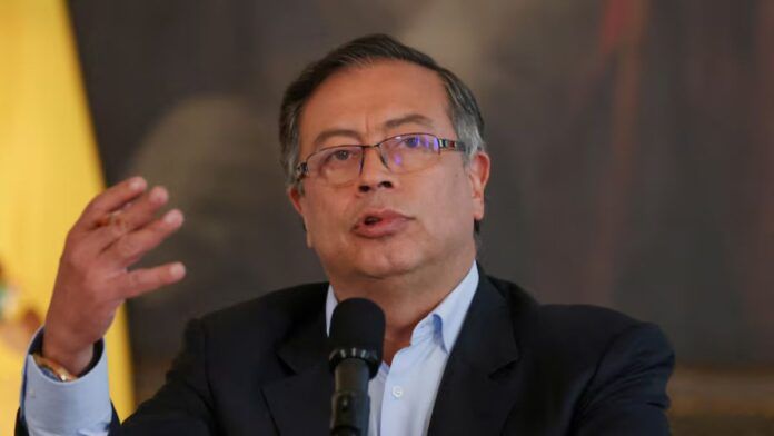 Presidente da Colômbia diz que se reunirá com Trump em 3 de fevereiro