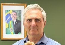 Irmão de Bolsonaro diz que prêmio da Mega foi sacado por outra pessoa em lotérica de SP