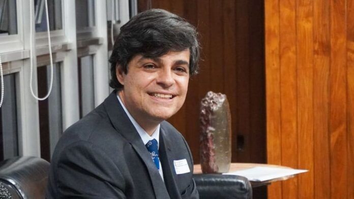 “É missão do juiz manter distância de quem vai julgar”, afirma presidente da OAB-SP