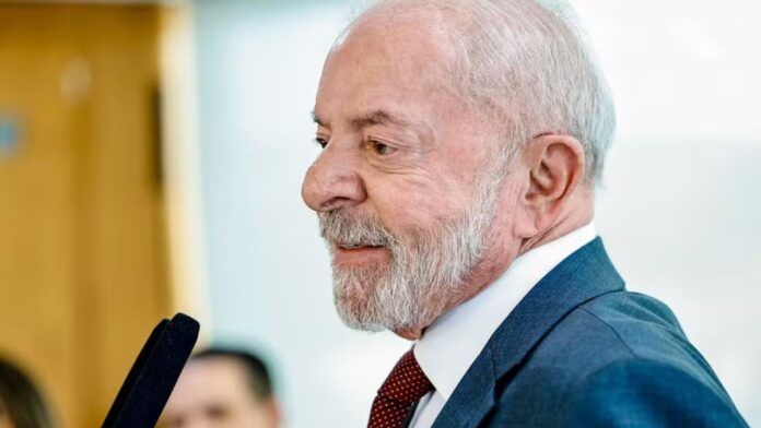 Lula apresenta evolução satisfatória após cirurgia de catarata no olho esquerdo