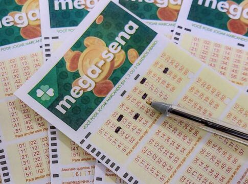 Morador de São Gonçalo ganha R$ 141,8 mi na Mega-Sena com aposta simples de R$ 6