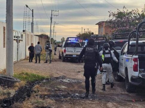 Ataque armado em campo de futebol no México deixa 11 mortos e 12 feridos