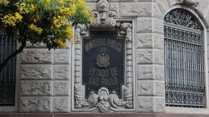Operação do MP prende delegada suspeita de envolvimento com PCC em São Paulo
