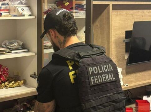 PF investiga deputado Eduardo Velloso (União-AC) por suspeita de desvio de emendas parlamentares