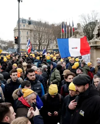 Franceses protestam contra o acordo União Europeia-Mercosul