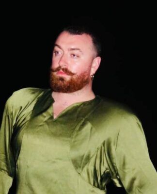 Cantor Sam Smith durante reveillón na Amazônia