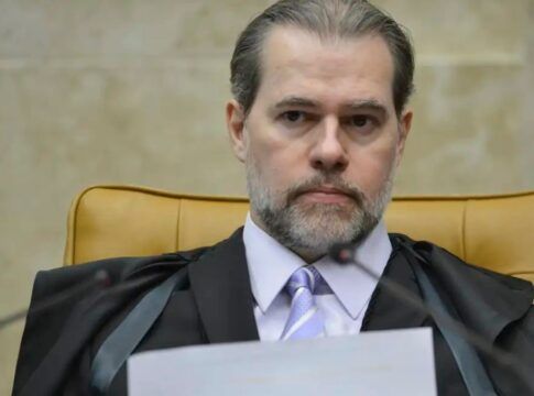 Toffoli avalia enviar inquérito do Banco Master à primeira instância após conclusão