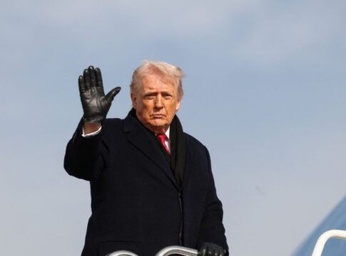 Trump acusa Dinamarca de falhar na proteção da Groenlândia contra ameaça russa