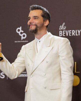 Wagner Moura vence Globo de Ouro como melhor ator em filme de drama