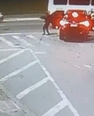 Bandidos saem do carro antes de atirarem em Ruy Ferraz Fontes