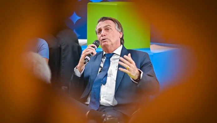 Jair Bolsonaro durante durante gravação do programa do PL Jovem