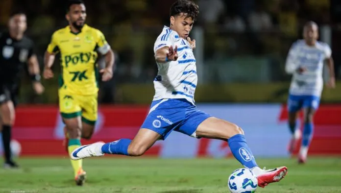 Mirassol x Cruzeiro, no estádio Maião.