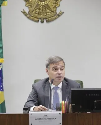 André Mendonça assume relatoria do caso Master no STF após saída de Toffoli