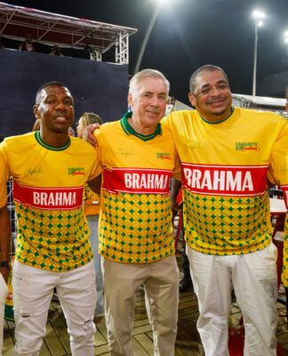 Júnior, Amaral, Ancelotti, Vampeta e Denílson no Camarote Bar Brahma (Divulgação/Brahma)