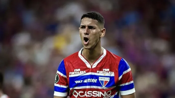 Palmeiras aciona Fortaleza na justiça por dívidas de negociações de jogadores