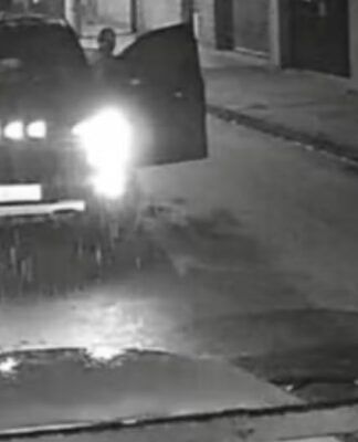 Pai se desespera após filha ser baleada em tentativa de assalto no Rio de Janeiro; veja vídeo