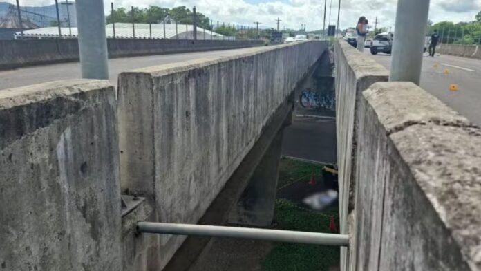 Homem morre ao ser arremessado de viaduto no Rio Grande do Sul