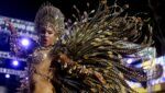 Rainha de Bateria Mayara Lima da escola Paraíso do Tuiuti se apresenta no Carnaval do Rio de Janeiro (Foto: Pilar Olivares/Reuters)