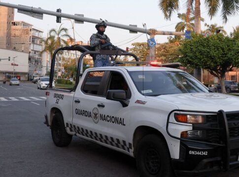 Forças de segurança mexicanas monitoram as principais ruas da capital